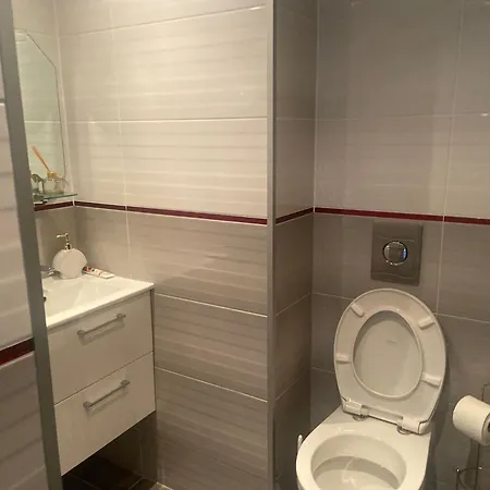 R Un S Inzenieru 58-3 Apartment Ventspils